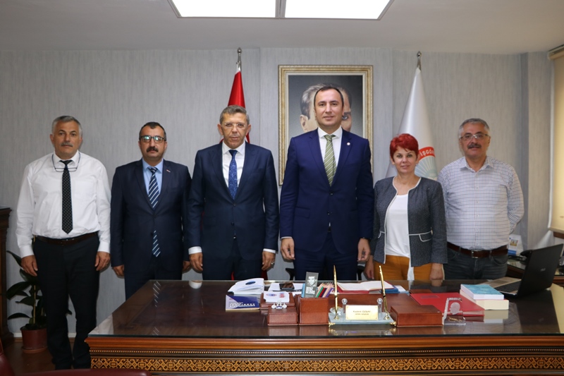 İYİ PARTİLİ ÖZTÜRK’TEN SENDİKAMIZA ZİYARET  | EĞİTİM İŞ