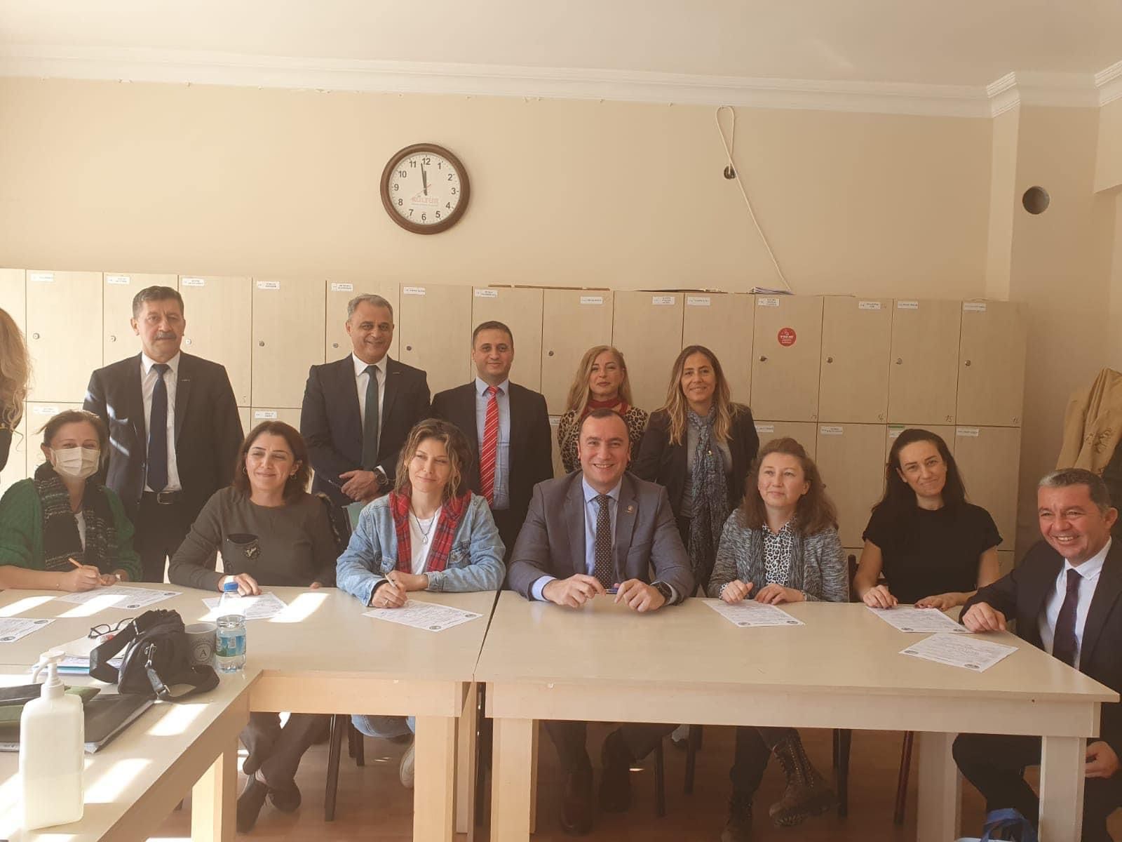 Genel Başkanımız ve Genel Mali Sekreterimiz Çeşitli İllerde Temaslarda Bulundu | EĞİTİM İŞ