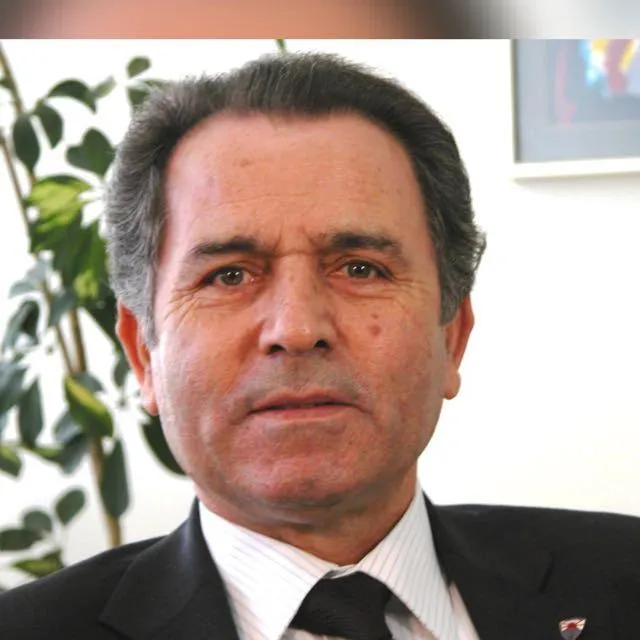 Prof. Dr. İsa EŞME